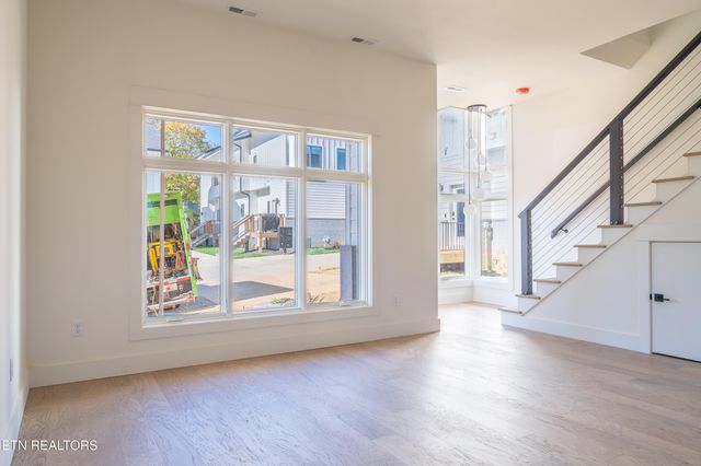 904 Phillips Ave 101, Knoxville, TN 37920