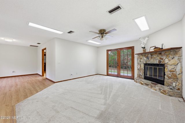 1733 HEREFORD Road, Middleburg, FL 32068