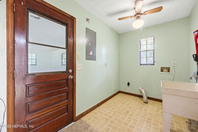 1733 HEREFORD Road, Middleburg, FL 32068