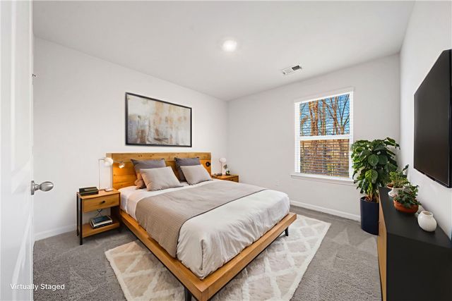 404 Oakmont Valley Trail, Seneca, SC 29678