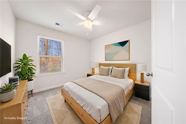 404 Oakmont Valley Trail, Seneca, SC 29678