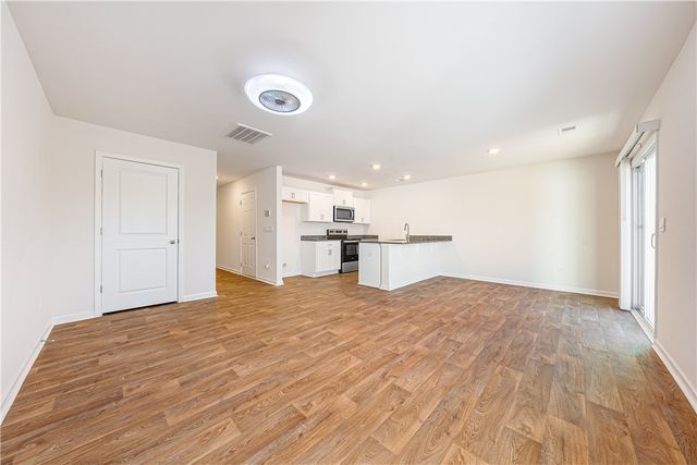 404 Oakmont Valley Trail, Seneca, SC 29678