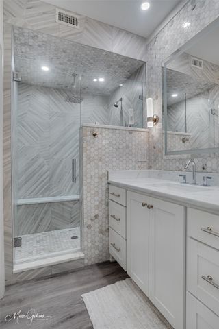 8711 Glenmora Drive, Shreveport, LA 71106