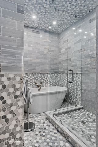 8711 Glenmora Drive, Shreveport, LA 71106