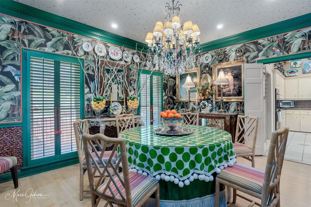 8711 Glenmora Drive, Shreveport, LA 71106