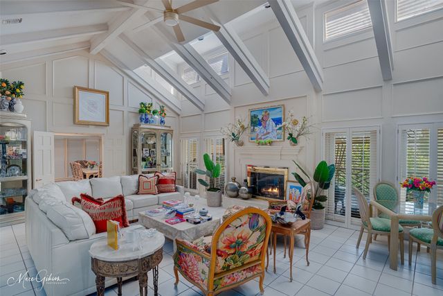 8711 Glenmora Drive, Shreveport, LA 71106