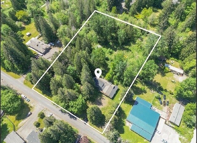 13908 50th Avenue E, Tacoma, WA 98446