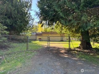 13908 50th Avenue E, Tacoma, WA 98446