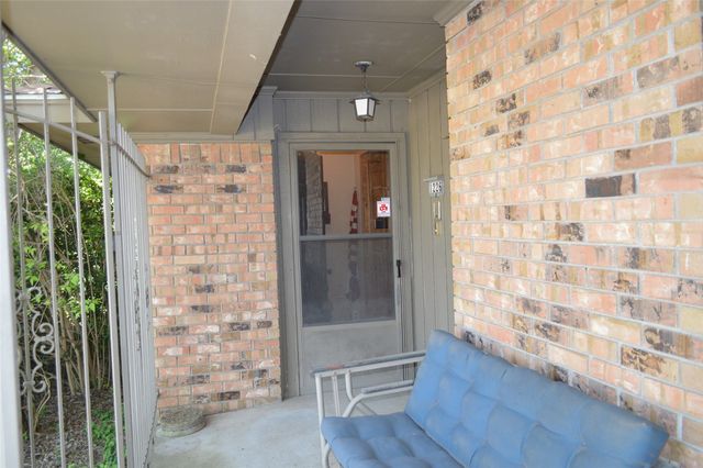 1226 W Camp Wisdom Road, Duncanville, TX 75116