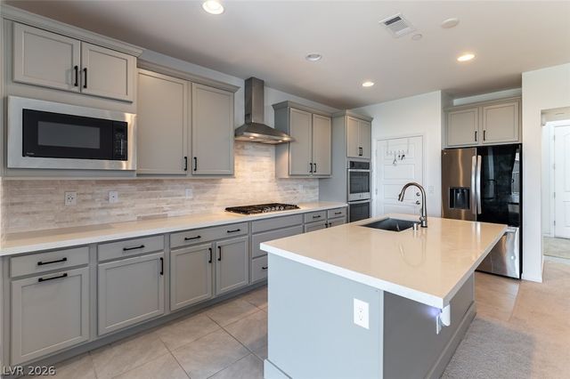 238 Badwater Basin Street, Las Vegas, NV 89138