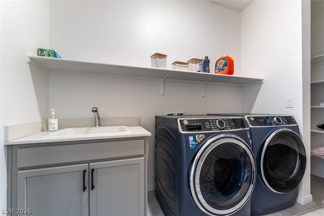 238 Badwater Basin Street, Las Vegas, NV 89138