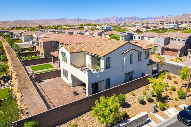 238 Badwater Basin Street, Las Vegas, NV 89138