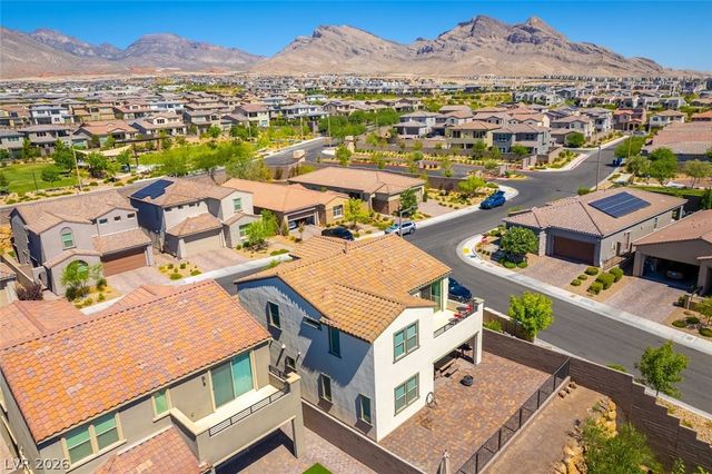 238 Badwater Basin Street, Las Vegas, NV 89138