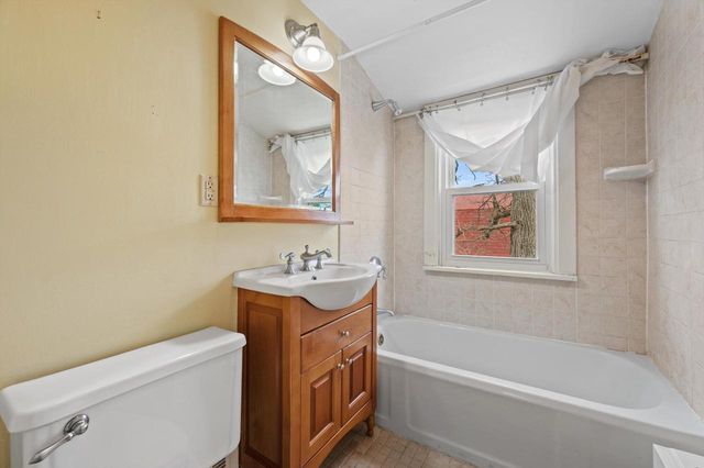 1706 Michigan BOULEVARD, Racine, WI 53402