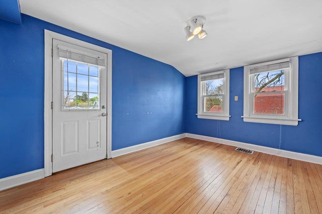 1706 Michigan BOULEVARD, Racine, WI 53402