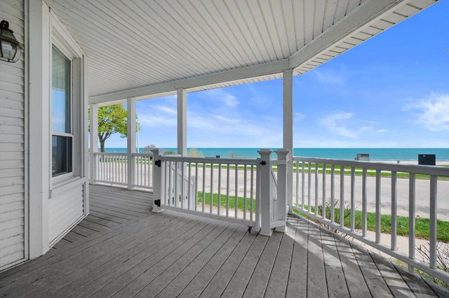 1706 Michigan BOULEVARD, Racine, WI 53402