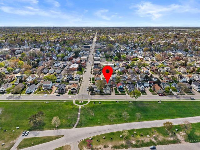 1706 Michigan BOULEVARD, Racine, WI 53402