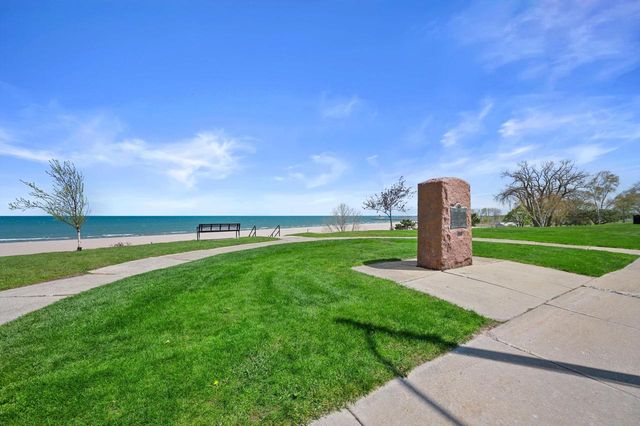 1706 Michigan BOULEVARD, Racine, WI 53402