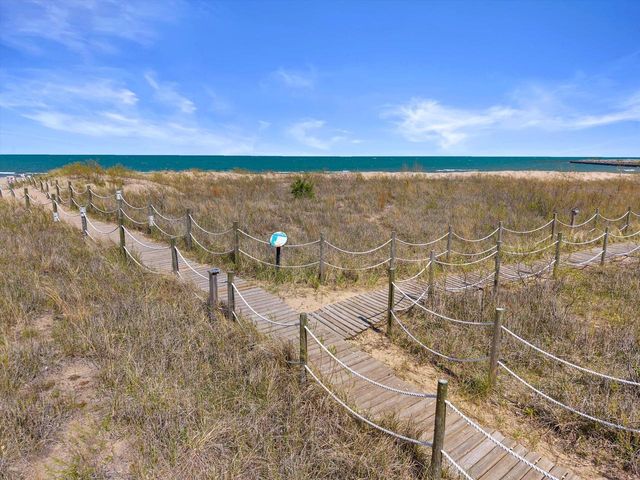 1706 Michigan BOULEVARD, Racine, WI 53402