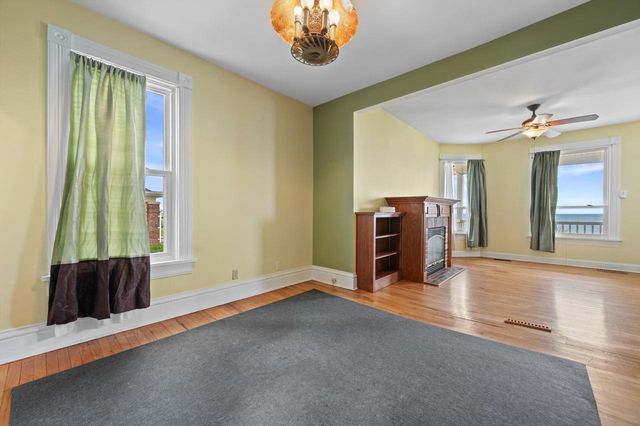 1706 Michigan BOULEVARD, Racine, WI 53402