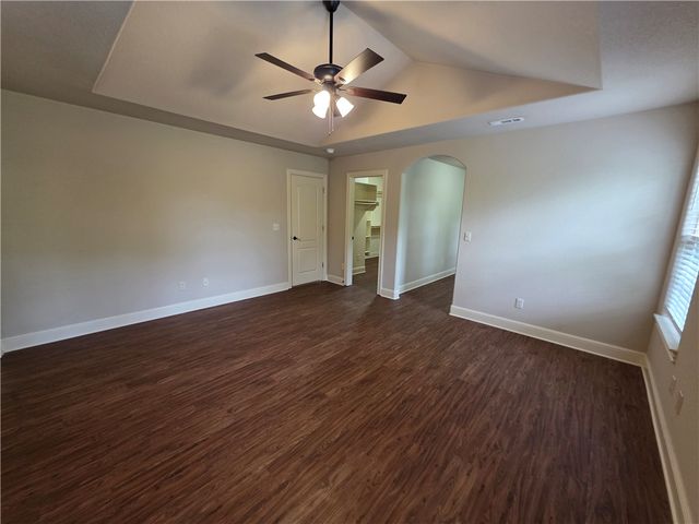 605 NW 17th Court, Bentonville, AR 72712