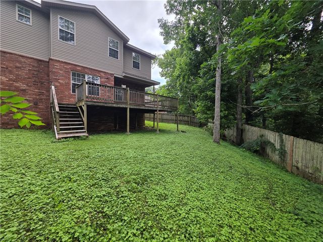 605 NW 17th Court, Bentonville, AR 72712