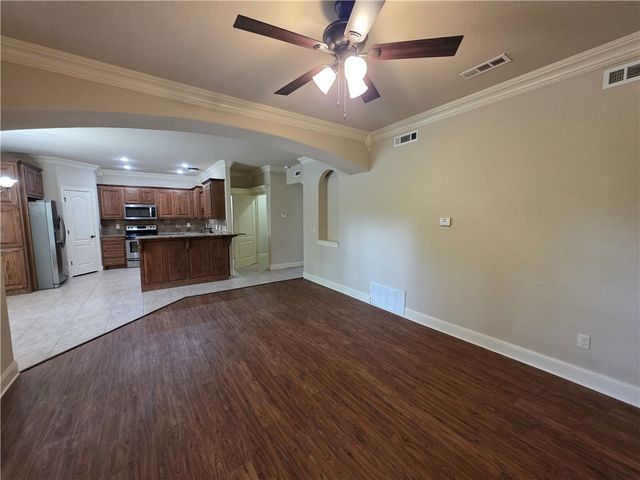 605 NW 17th Court, Bentonville, AR 72712