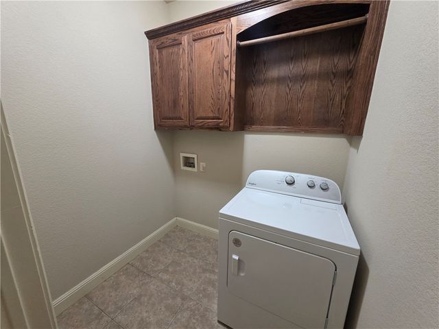 605 NW 17th Court, Bentonville, AR 72712