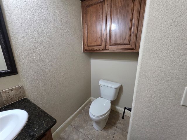 605 NW 17th Court, Bentonville, AR 72712