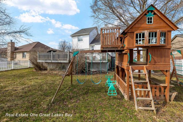 52478 Ford Lane, Chesterfield, MI 48047