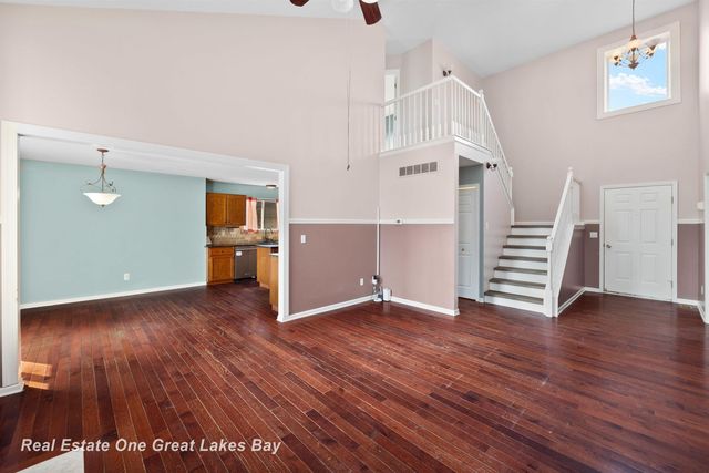 52478 Ford Lane, Chesterfield, MI 48047