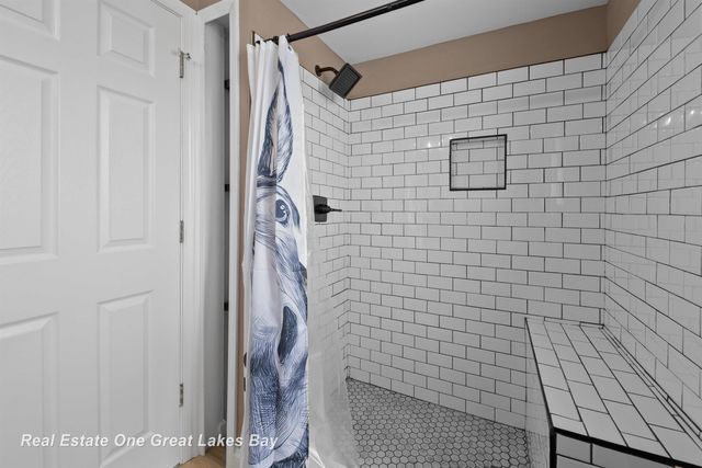 52478 Ford Lane, Chesterfield, MI 48047