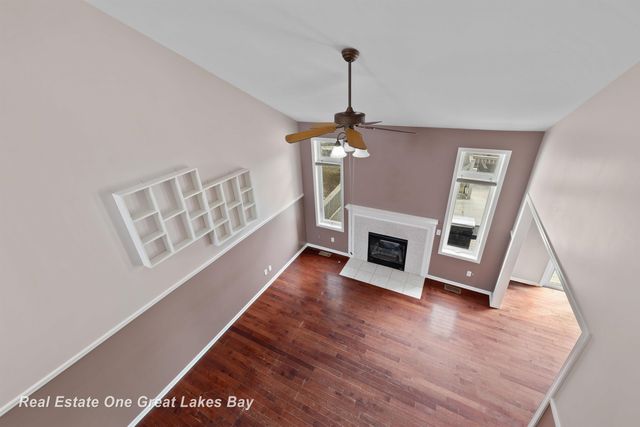 52478 Ford Lane, Chesterfield, MI 48047