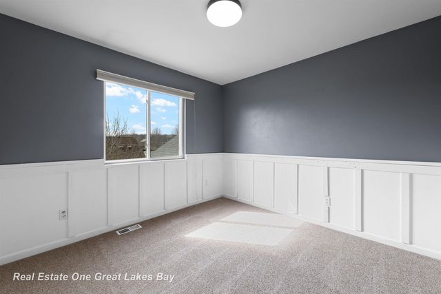 52478 Ford Lane, Chesterfield, MI 48047