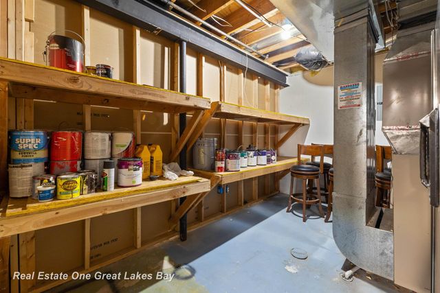 52478 Ford Lane, Chesterfield, MI 48047