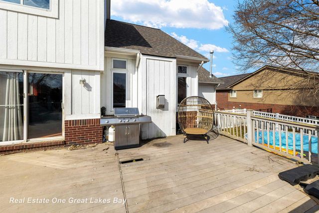 52478 Ford Lane, Chesterfield, MI 48047