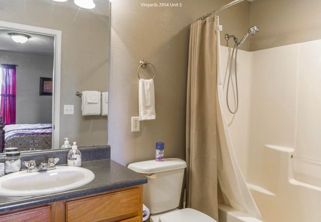 2954 Vineyards Parkway, 5, Branson, MO 65616