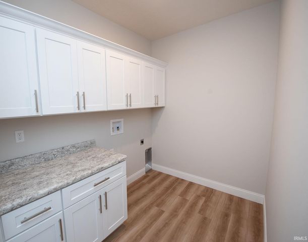 402 Burnley Drive, West Lafayette, IN 47906