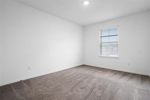 137 Bennington DR, Liberty Hill, TX 78642