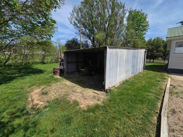 14027 N US 231 Highway, Odon, IN 47562