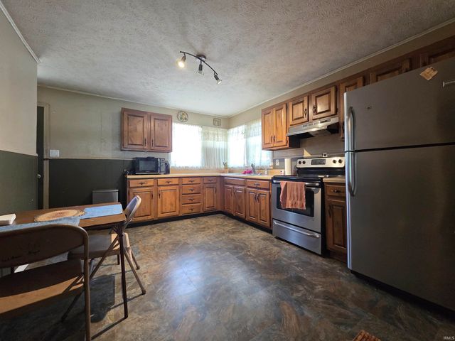 14027 N US 231 Highway, Odon, IN 47562