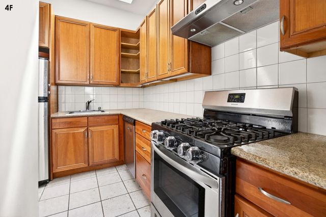 24 W 96TH Street, New York City, NY 10025