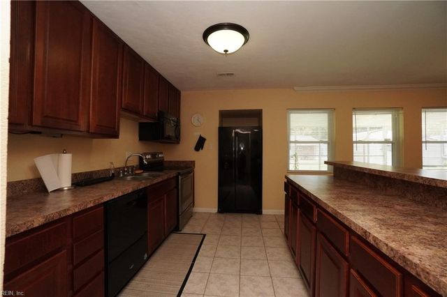 1198 Jarrett RD, Norfolk, VA 23502