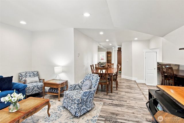 4010 82nd Avenue W, University Place, WA 98466