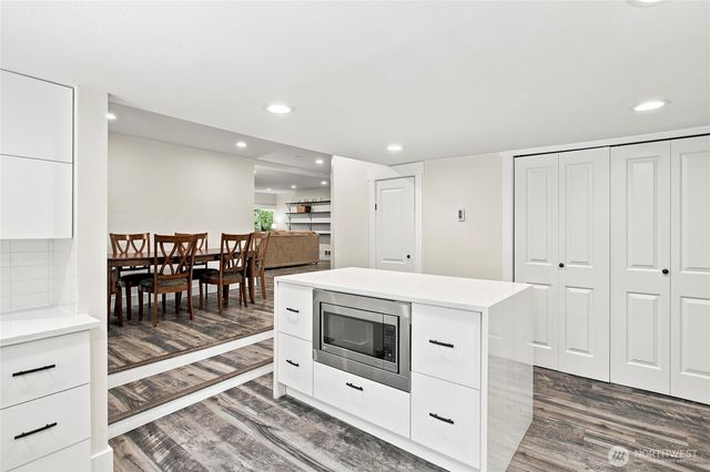 4010 82nd Avenue W, University Place, WA 98466