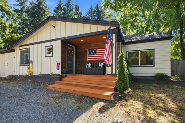 4010 82nd Avenue W, University Place, WA 98466