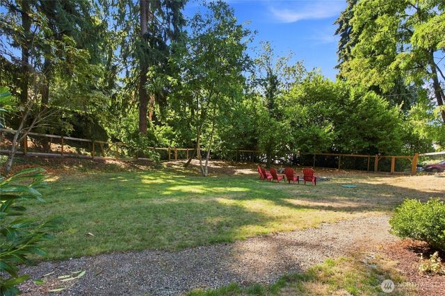 4010 82nd Avenue W, University Place, WA 98466