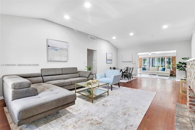 460 NW 88th Terrace, El Portal, FL 33150