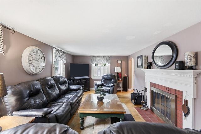 138 Ellis Ave, Norwood, MA 02062