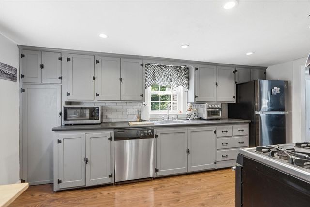 138 Ellis Ave, Norwood, MA 02062